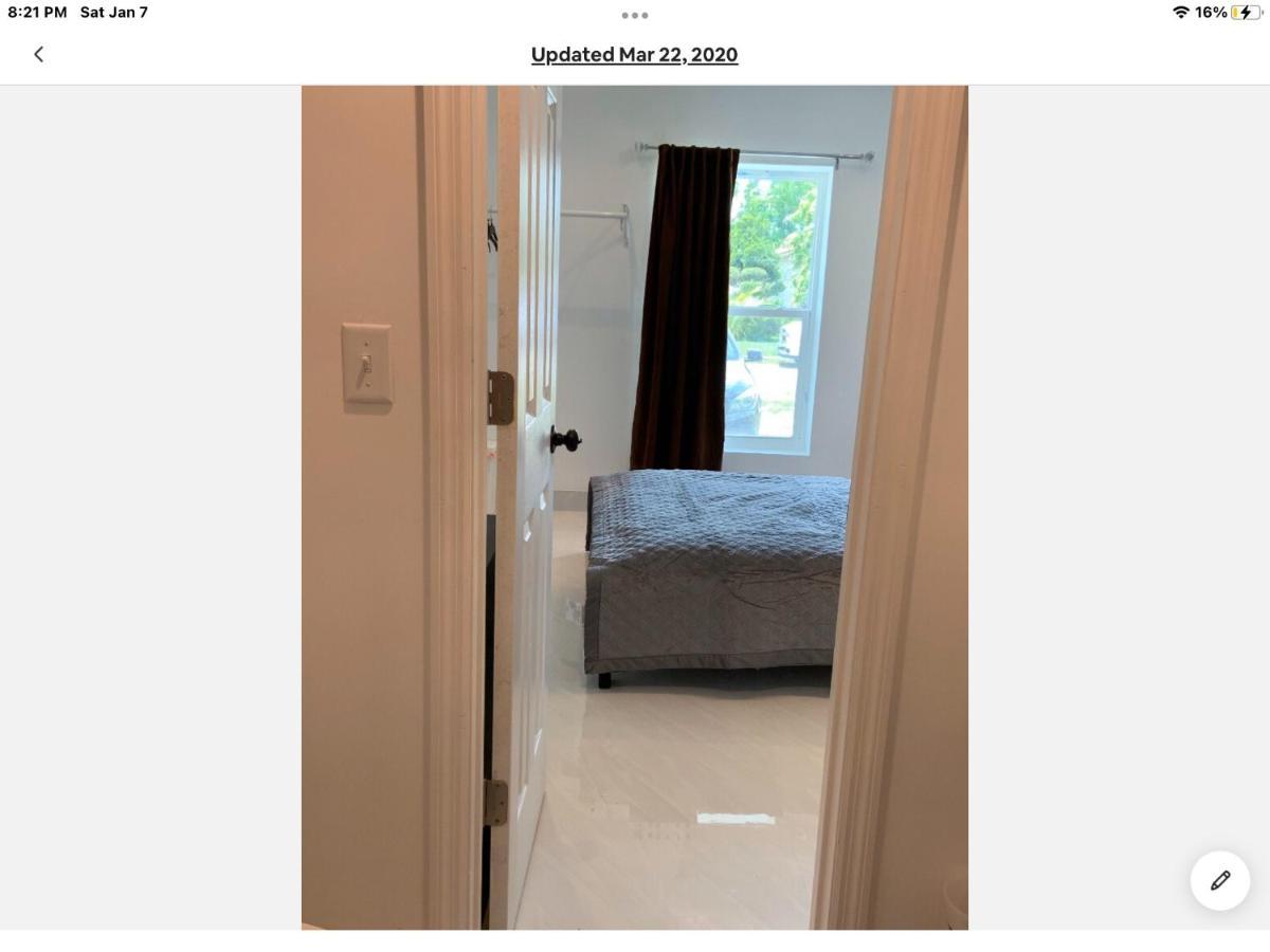 Room & Private Bathroom Boca Raton Bagian luar foto